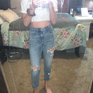 American Eagle Curvy Mom Jeans